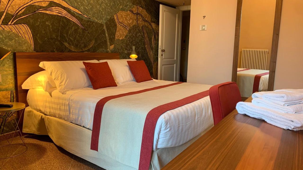Dimora Del Leone Gaeta Bed & Breakfast Exterior foto