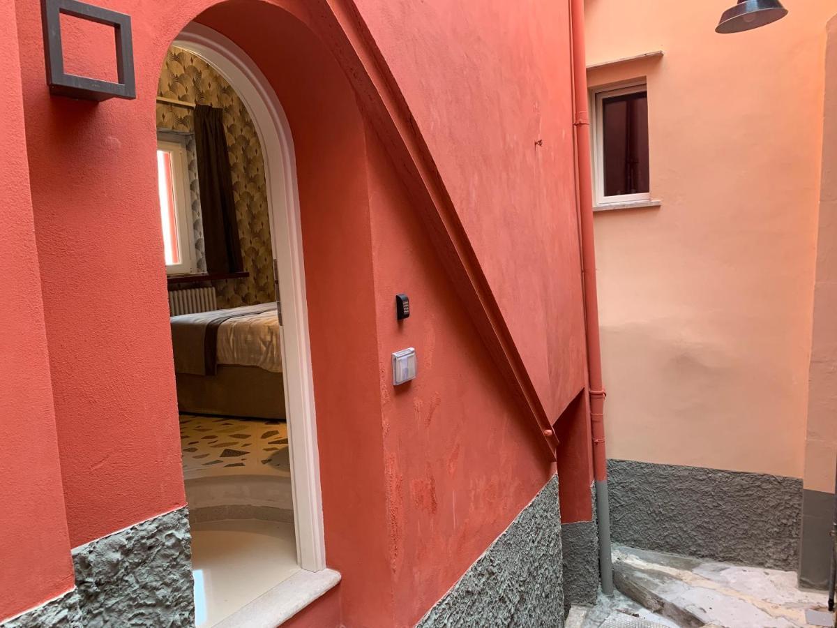 Dimora Del Leone Gaeta Bed & Breakfast Exterior foto