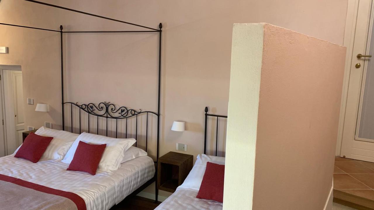 Dimora Del Leone Gaeta Bed & Breakfast Exterior foto