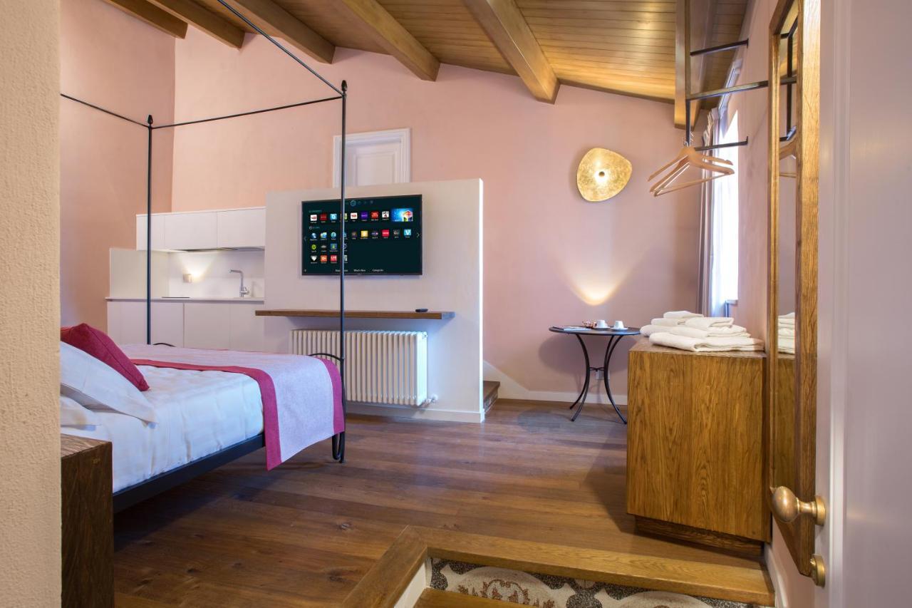Dimora Del Leone Gaeta Bed & Breakfast Exterior foto